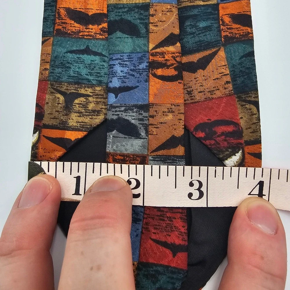 Vintage Endangered Species Whales Tail 100% Silk Tie‎ Made USA Multi Color 3.75
